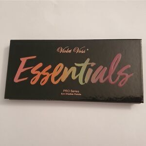Violet Voss Essentials Palette  